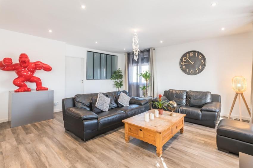 - LUXUEUX CASA SELVA - Parking Gratuit - Spacieux - balcon - Wifi Viriat Extérieur photo
