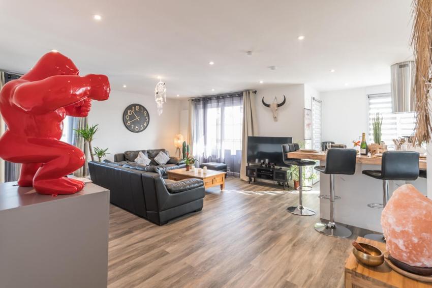 - LUXUEUX CASA SELVA - Parking Gratuit - Spacieux - balcon - Wifi Viriat Extérieur photo